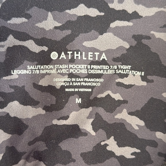 ATHLETA Salutation Stash Pocket Printed 7/8 Tights Leggings Size Medium - Picture 12 of 13